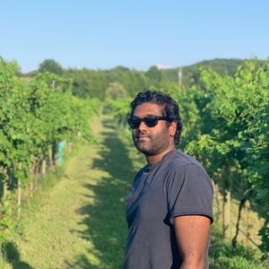 Meet your Posher, Uthum